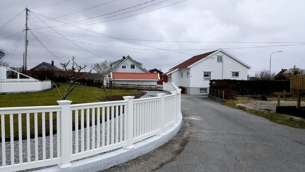 Forny terrassen din med et slitesterkt og vedlikeholdsfritt PVC-rekkverk
